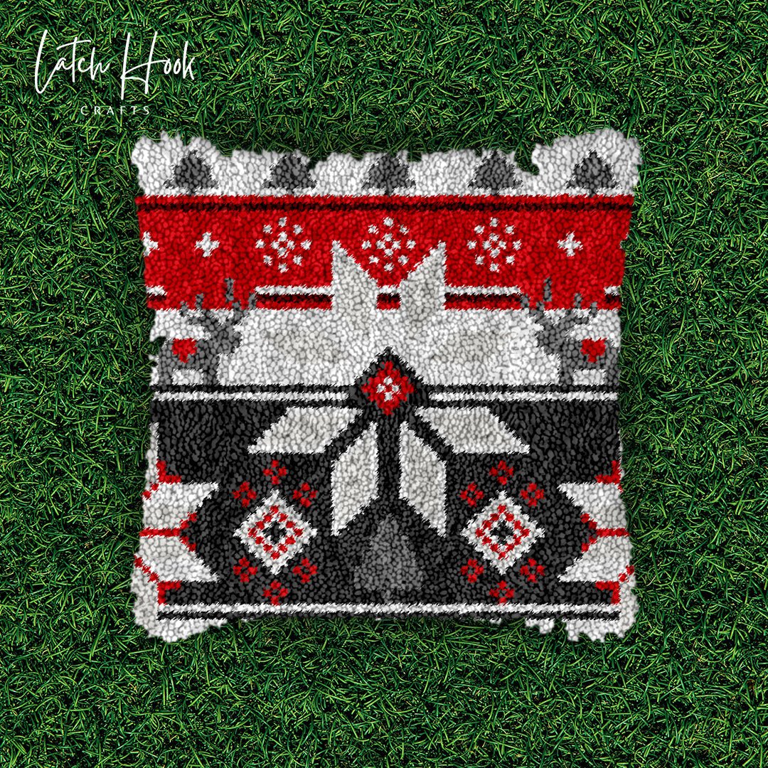 Christmas Pattern - Latch Hook Pillowcase Kit - Latch Hook Crafts