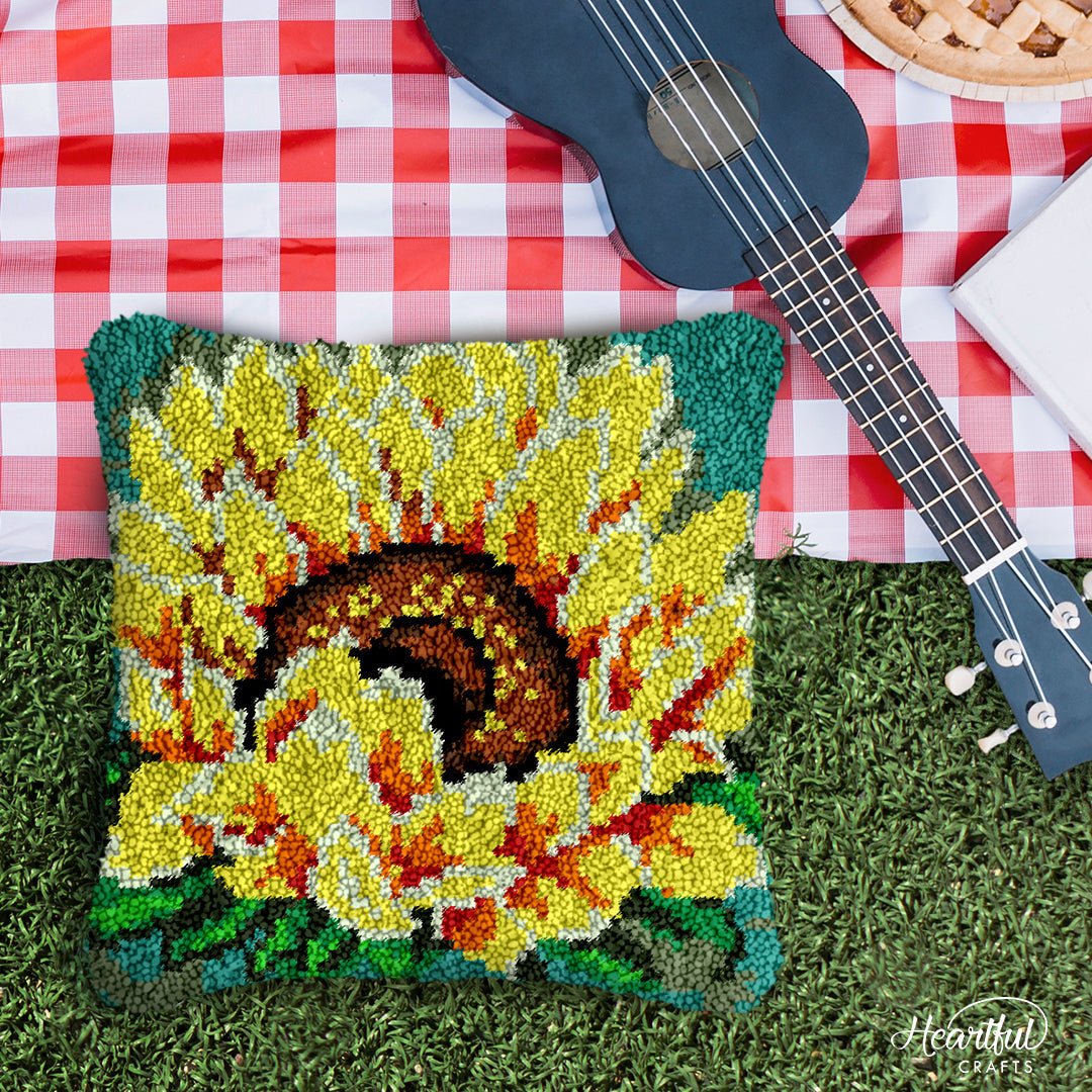 Healthy Sunflower - Latch Hook Pillowcase Kit - Latch Hook Crafts