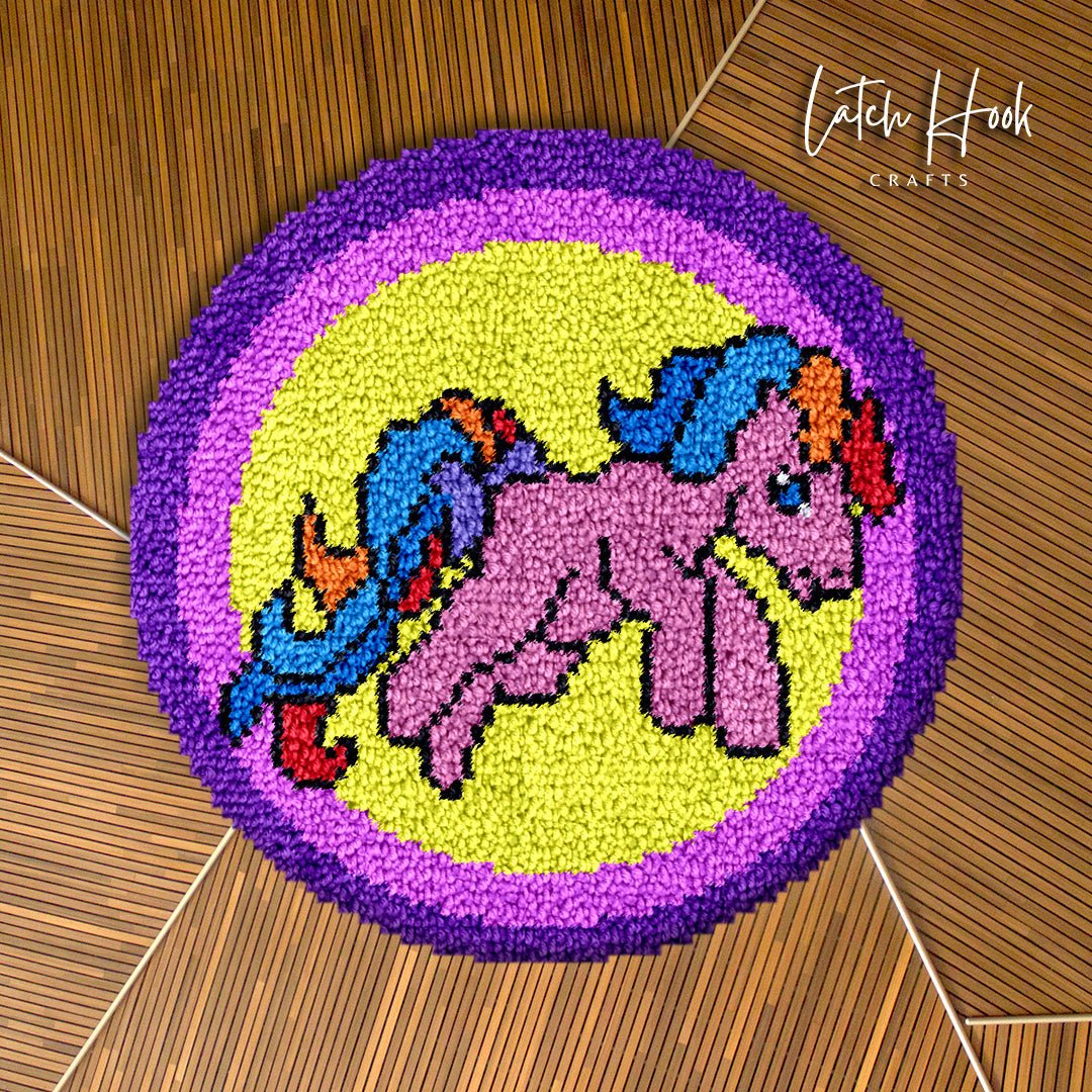 Little Unicorn - Latch Hook Rug Kit - Latch Hook Crafts