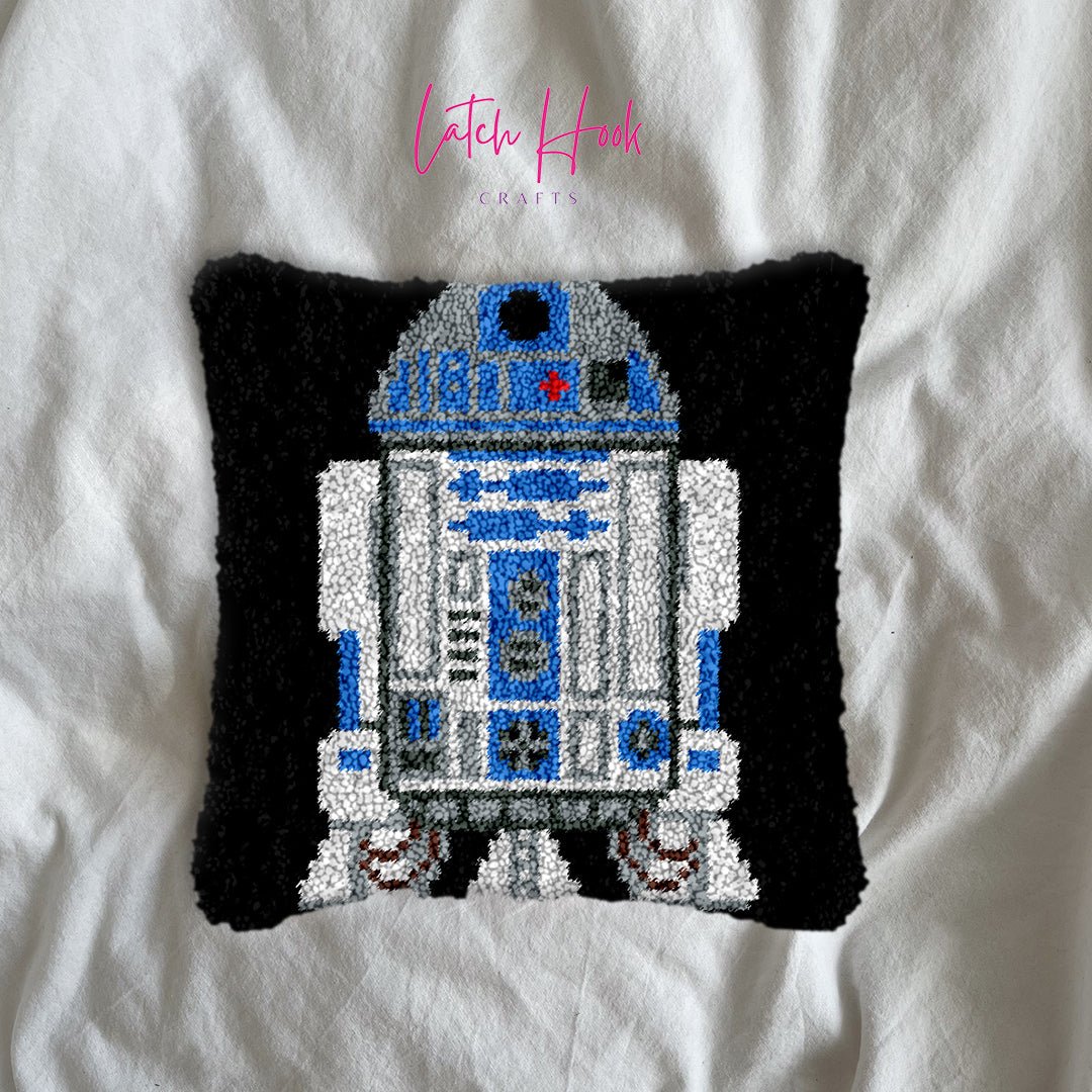 R2 D2 (Full) - Latch Hook Pillowcase Kit - Latch Hook Crafts