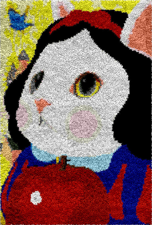 Snow White Kitty - Latch Hook Rug Kit - Heartful Crafts | DIY Latch Hook